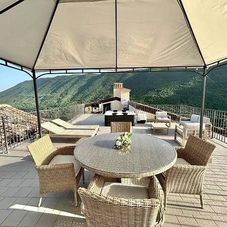 Relais Le Bifore * Fontecchio