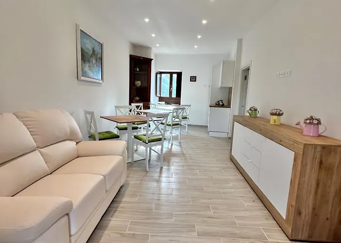 Relais Le Bifore * Fontecchio